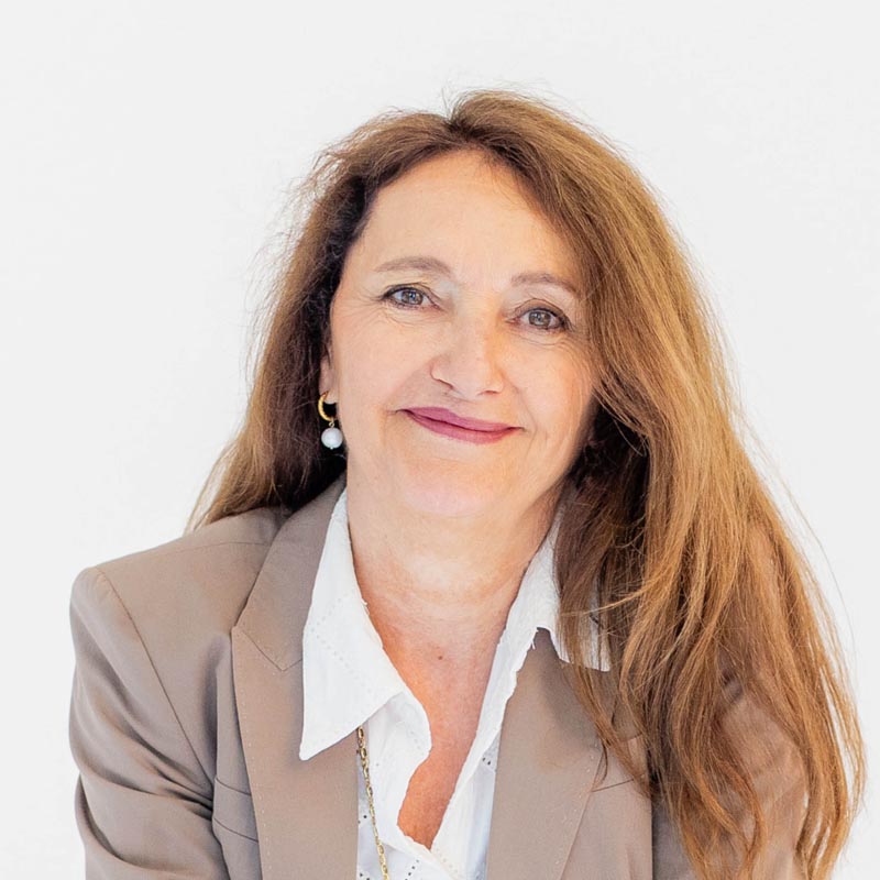 sophie-morlon-oettinger-coll-website-fern2 Sophie Ellenbürger, Steuerkanzlei Dietloff und Oettinger, Starnberg bei München